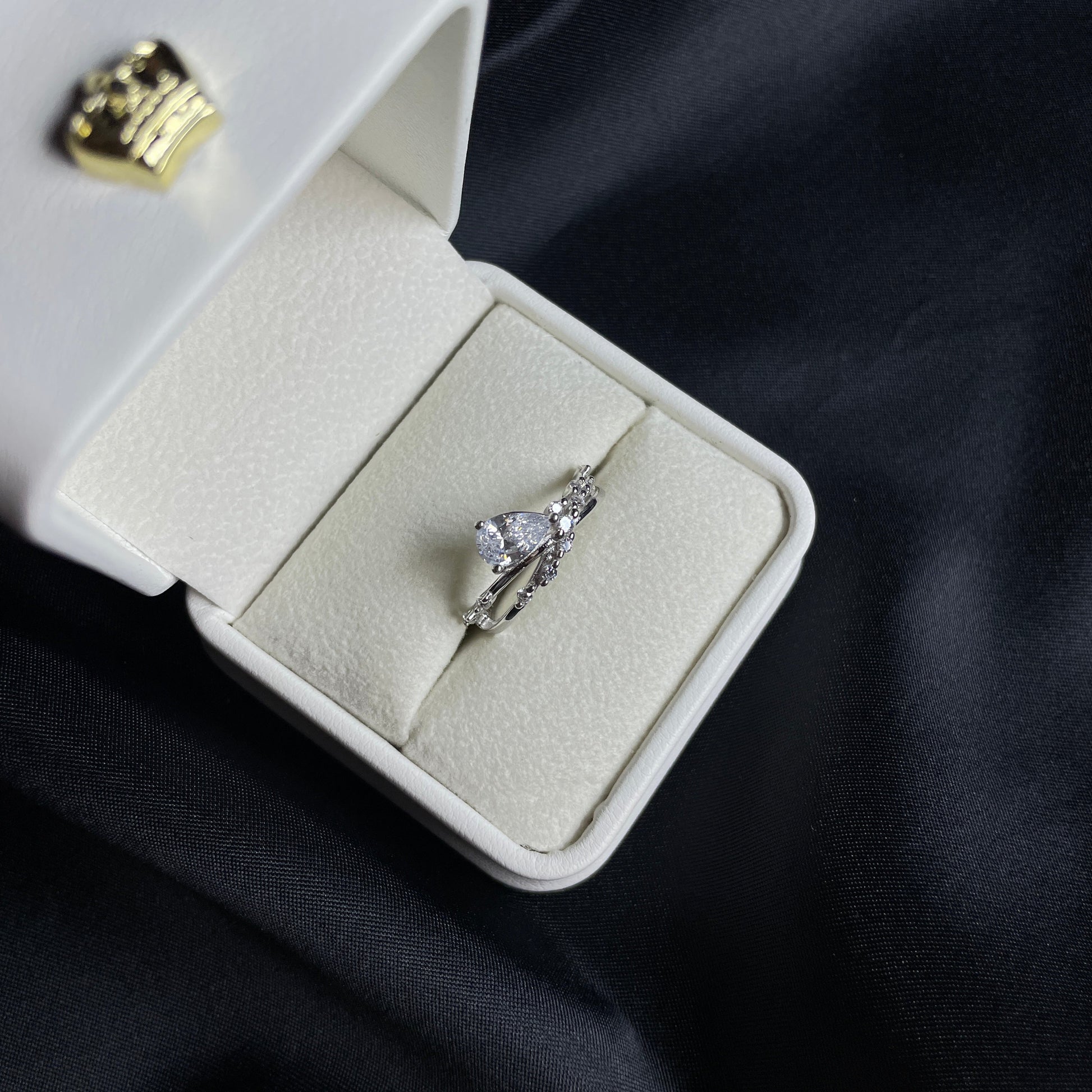 Anillo Monaco